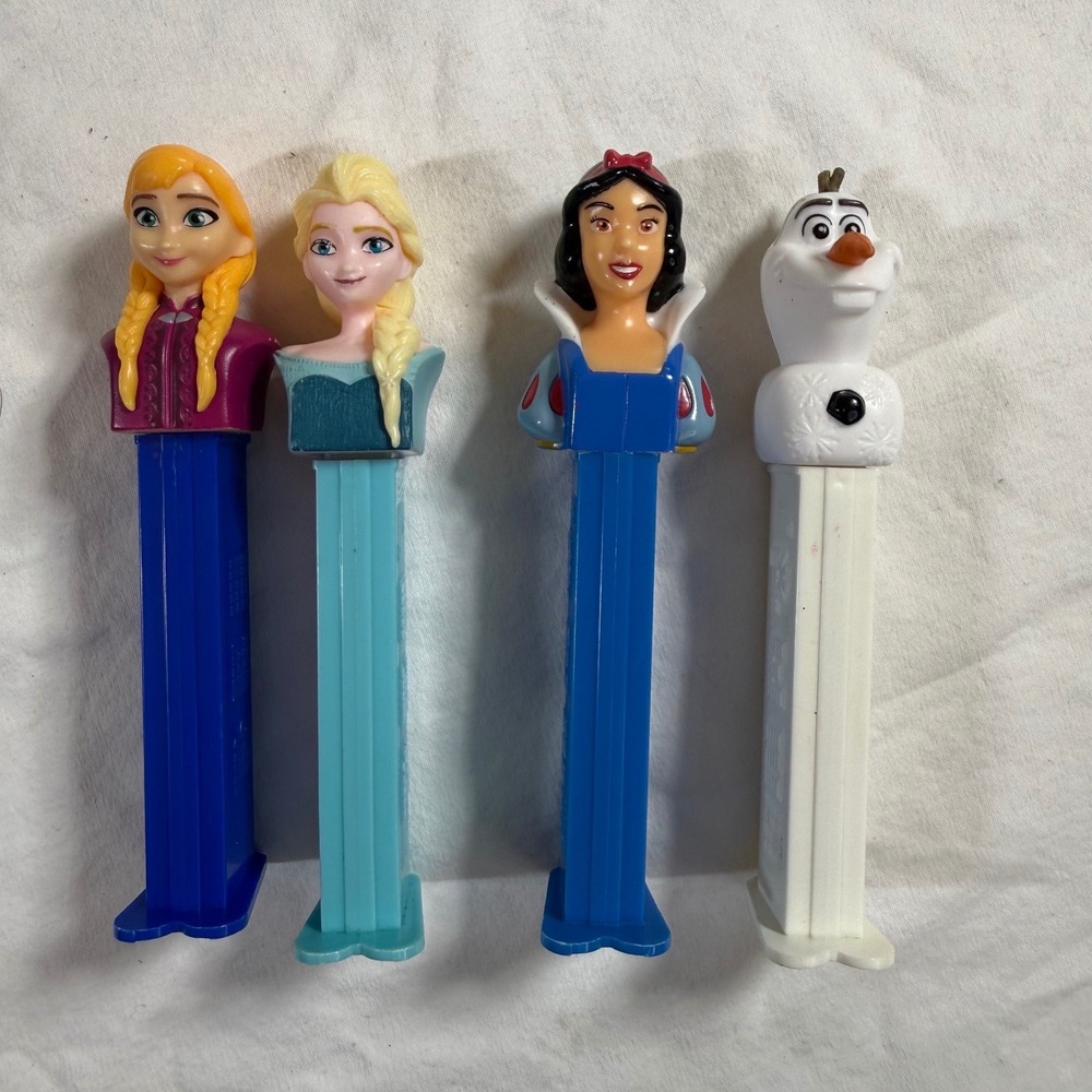 PEZ Dispensers Small Lot